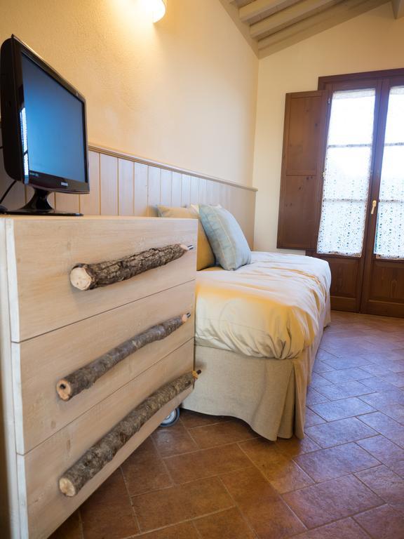 Resort Casale Le Torri 폰사코 객실 사진