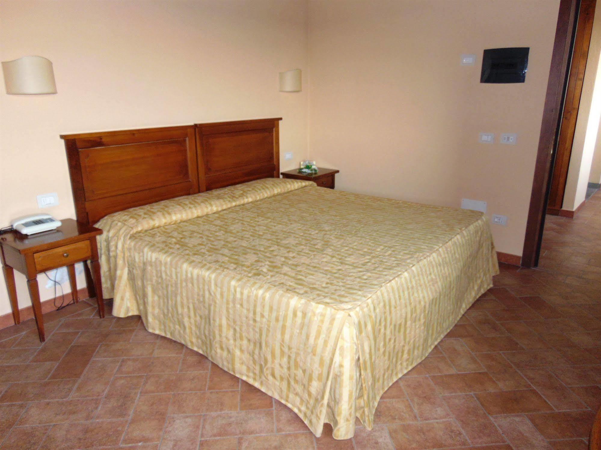 Resort Casale Le Torri 폰사코 외부 사진