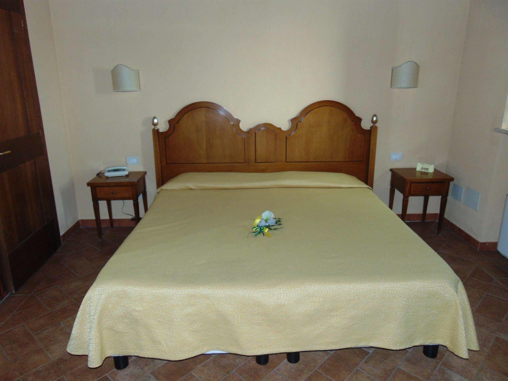 Resort Casale Le Torri 폰사코 외부 사진